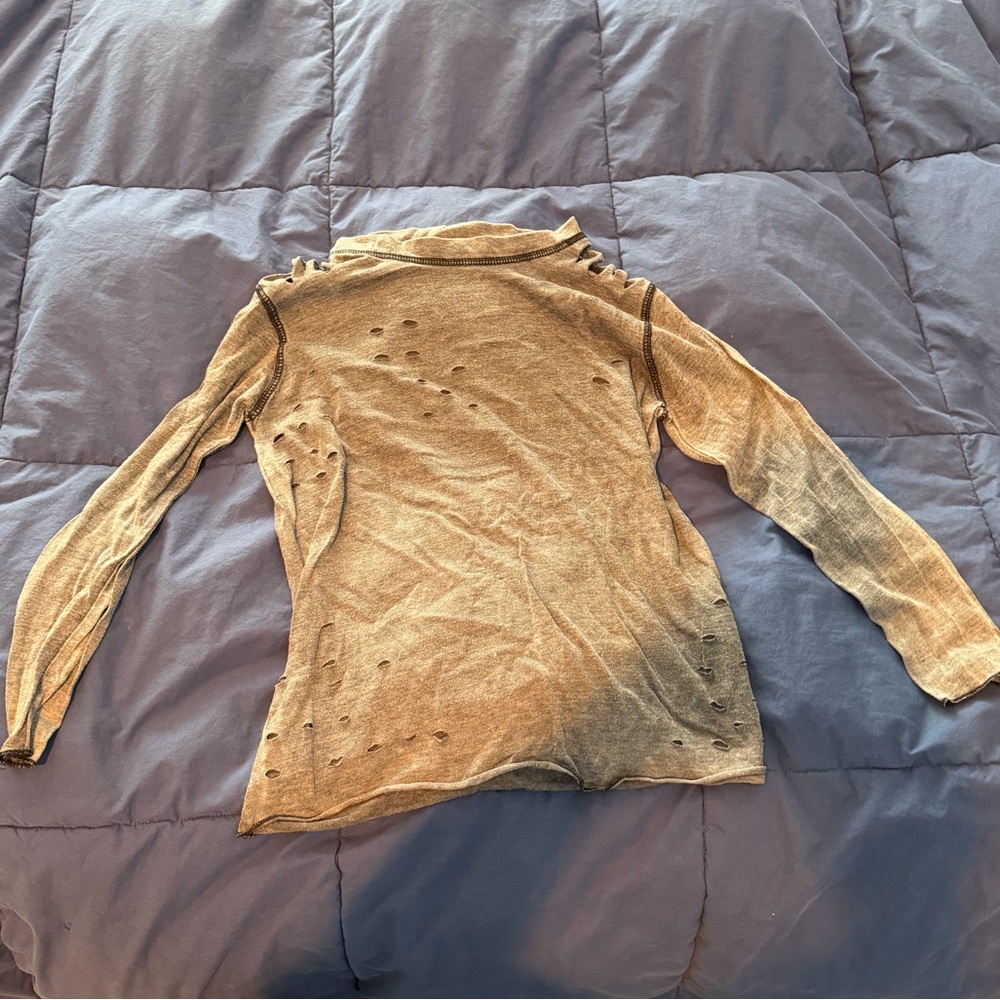 EUC - Vintage Havana - Distressed Long Sleeve Top - Girls L (14)
